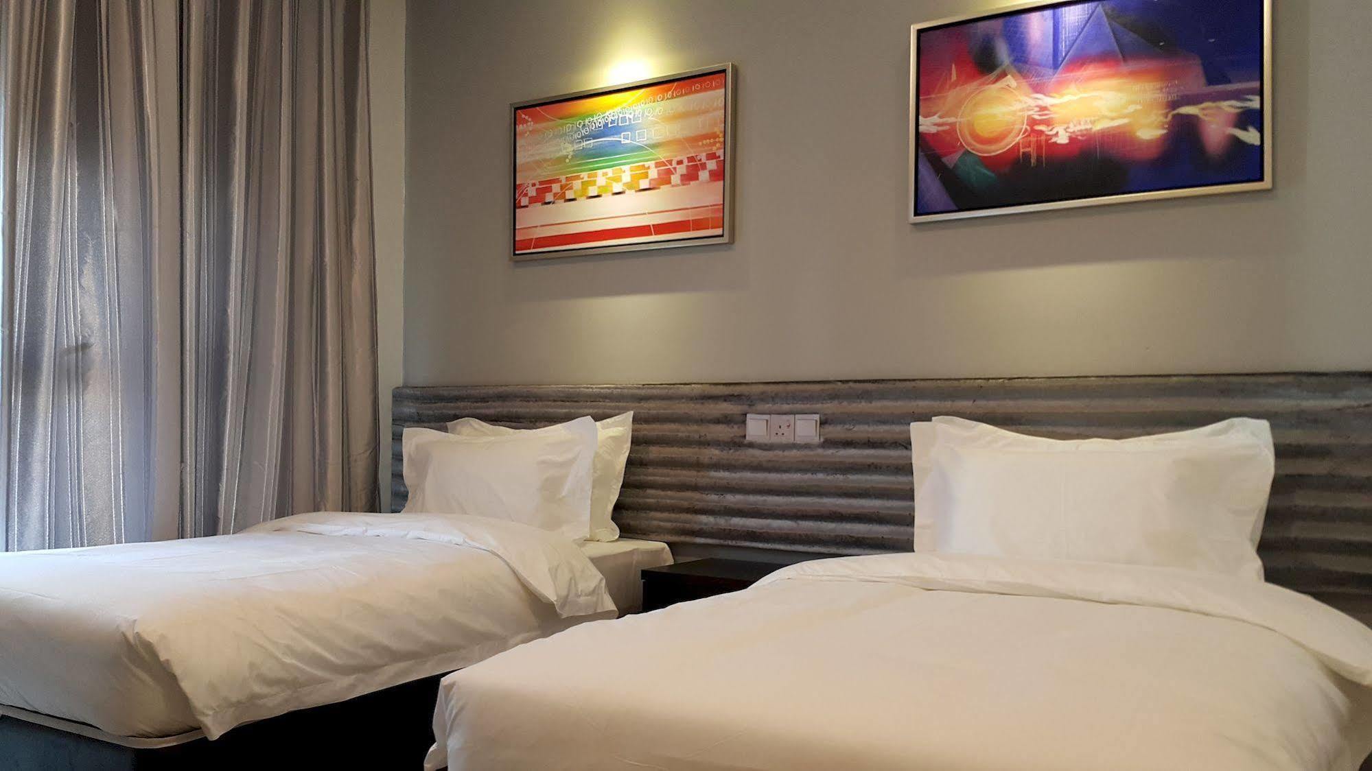 M Design Hotel @ Shamelin Perkasa Kuala Lumpur Exterior photo