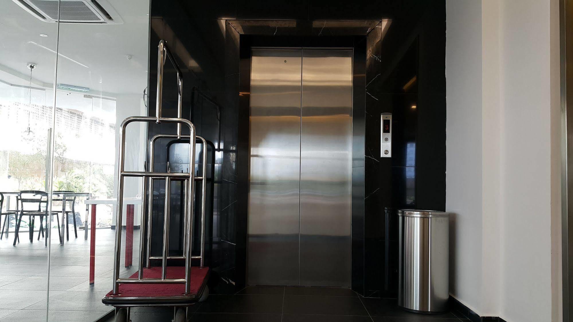 M Design Hotel @ Shamelin Perkasa Kuala Lumpur Exterior photo
